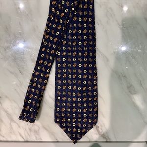NWOT 100% Silk Floral Tie